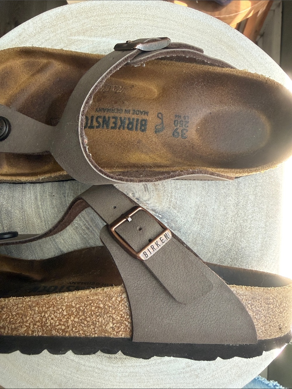 Birkenstock Gizeh VGUC 🤎 - Picture 6 of 8